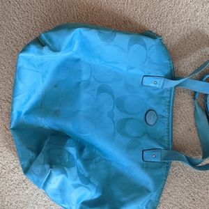 Coach medium tote aqua